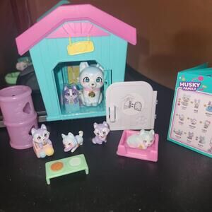 NEW Release Mama Surprise Families Husky Dog - Little Live Pets Get Complete set